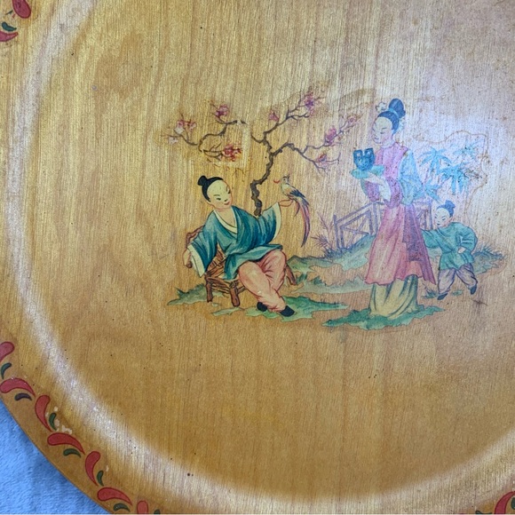 Pair Of Vintage Round Wooden Serving Trays Decorative Asian Themed Mid Century - Picture 5 of 10